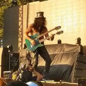 Concert solo 2014 0713_kitchener slash (42)